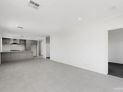 9 Whimbrel Grove, Eglinton WA 6034