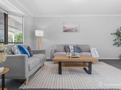 4 Costa Brava Place, Safety Bay WA 6169