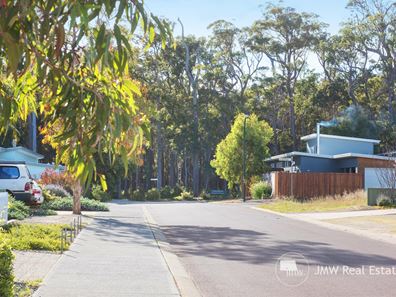 10 Tamarix Crescent, Margaret River WA 6285