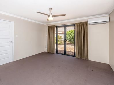 9 Ego Creek Loop, Waggrakine WA 6530