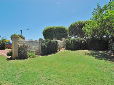 15 Russell Street, Morley WA 6062