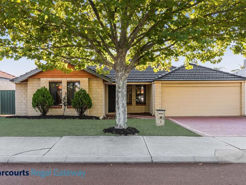 8 Bendee Drive, Atwell WA 6164