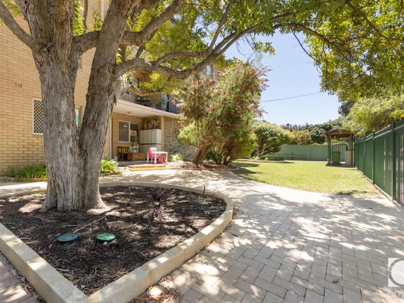 1/33 Point Walter Road, Bicton