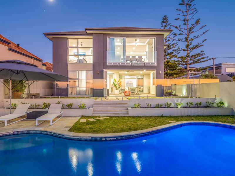 101 West Coast Drive, Watermans Bay WA 6020