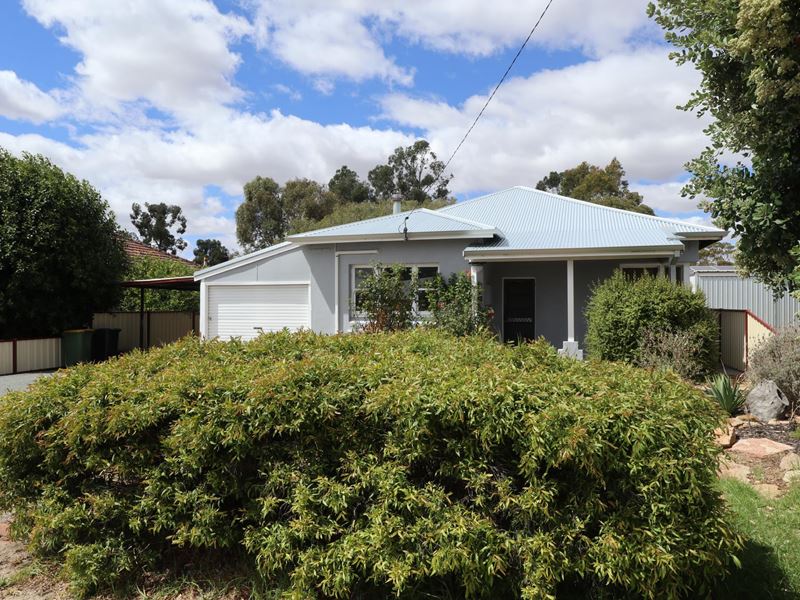 53 Felspar Street, Narrogin