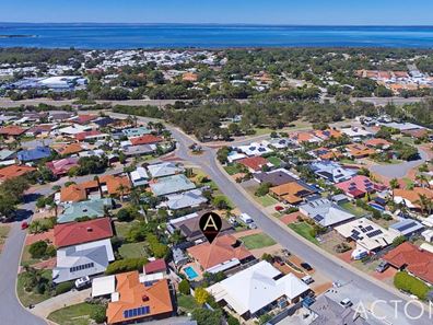 83 Templetonia Promenade, Halls Head WA 6210