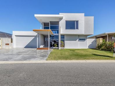 42 Flagstaff Crest, Secret Harbour WA 6173