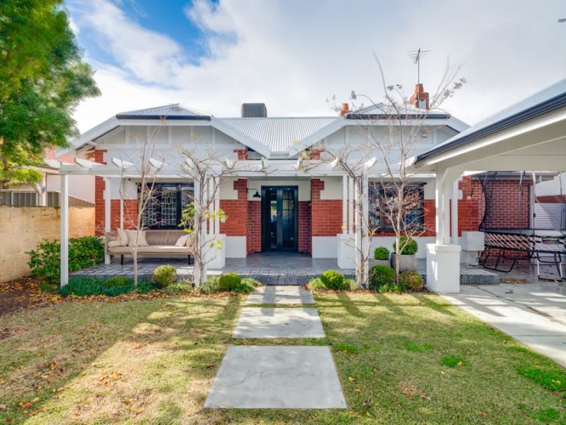 2 Daglish Street, Wembley WA 6014