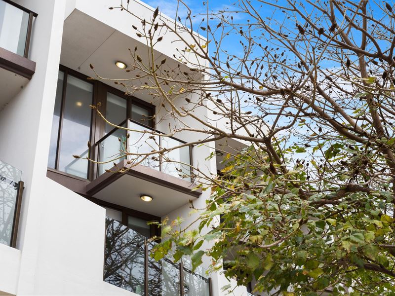 42/37 Orsino Boulevard, North Coogee