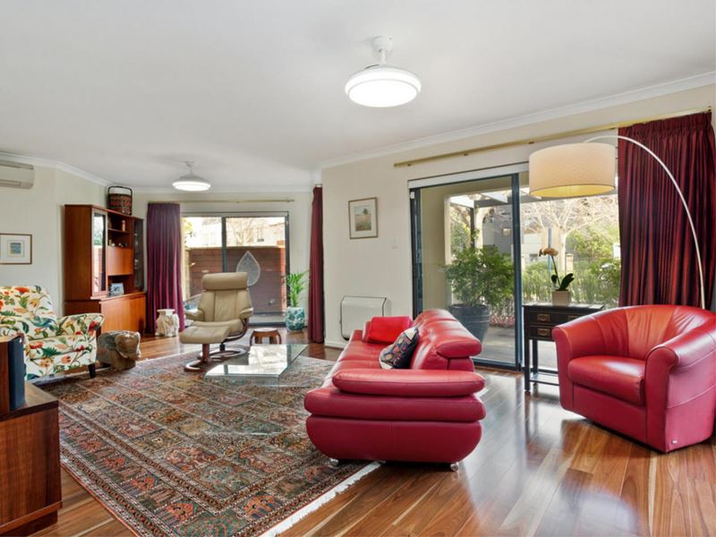 1/24 Constitution Street, East Perth