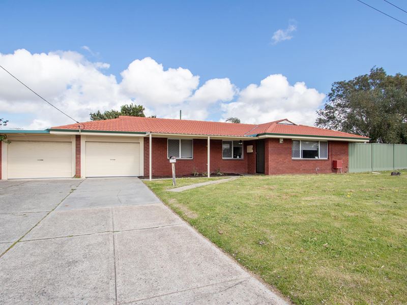 1 Gaze Court, Thornlie WA 6108