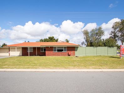 1 Gaze Court, Thornlie WA 6108