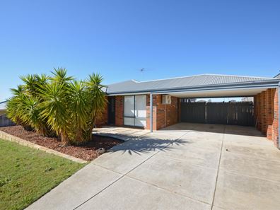 19 Badcoe Alley, Clarkson WA 6030