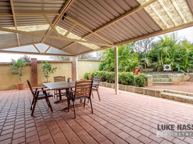 17 Panorama Drive, Kelmscott WA 6111