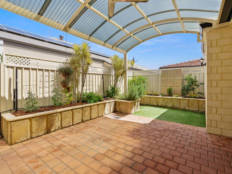 27A PUTTENHAM STREET, Morley