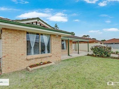 6 Pinnacles Place, Ballajura WA 6066