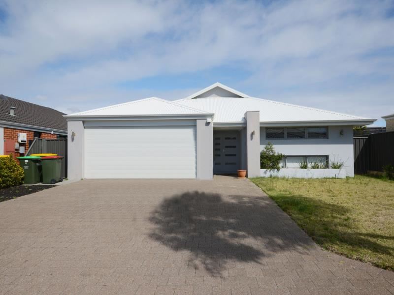 50 Alpina Promenade, Banksia Grove WA 6031