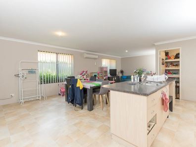 91 Aldersyde Meander, Baldivis WA 6171