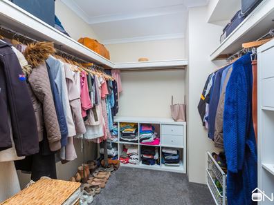 5 Lawrence Way, Byford WA 6122