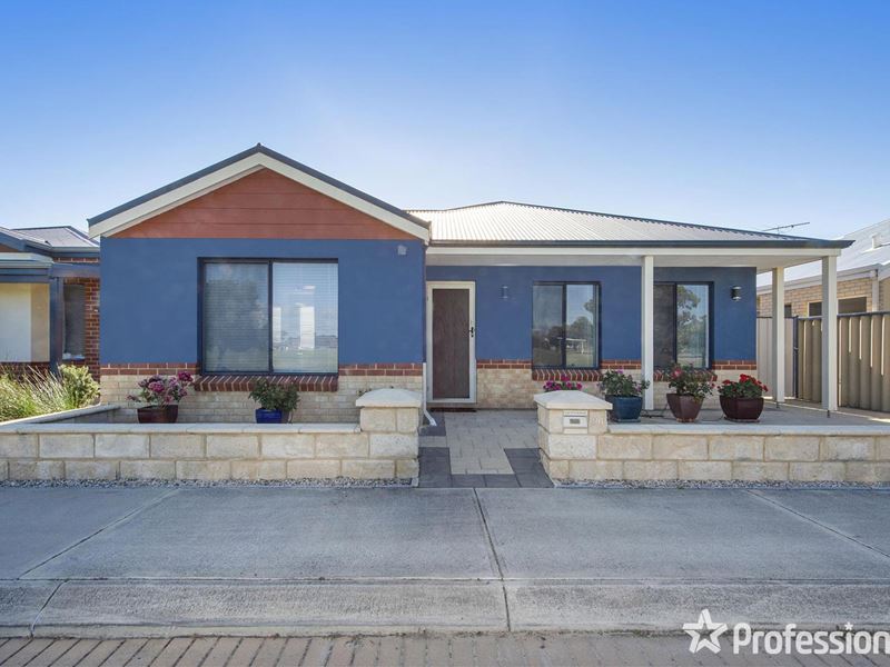 26 Merrimac Loop, Rockingham WA 6168