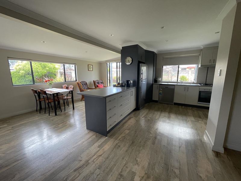 1/66 Carbine Street, Orana