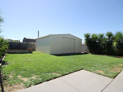 69 Kelston Way, Australind WA 6233