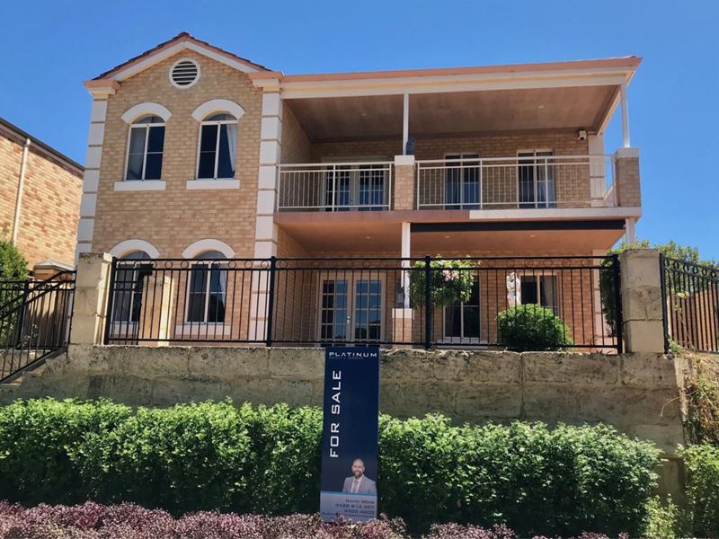 14 Moonflight Crescent, Iluka