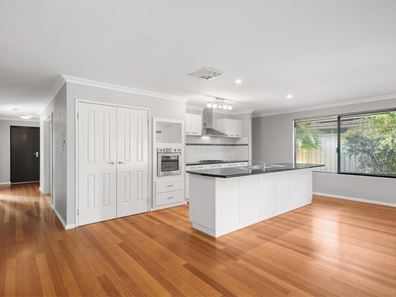 42 Baddesley  Way, Canning Vale WA 6155