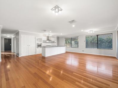 42 Baddesley  Way, Canning Vale WA 6155
