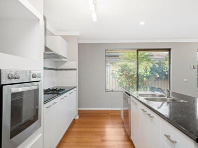 42 Baddesley  Way, Canning Vale WA 6155