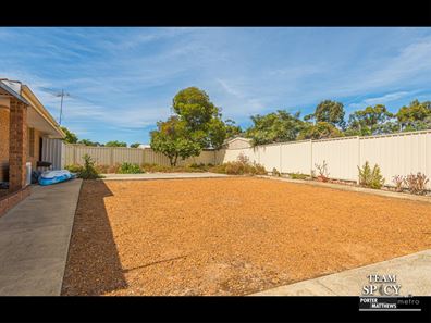 20 Abernethy Grove, Seville Grove WA 6112