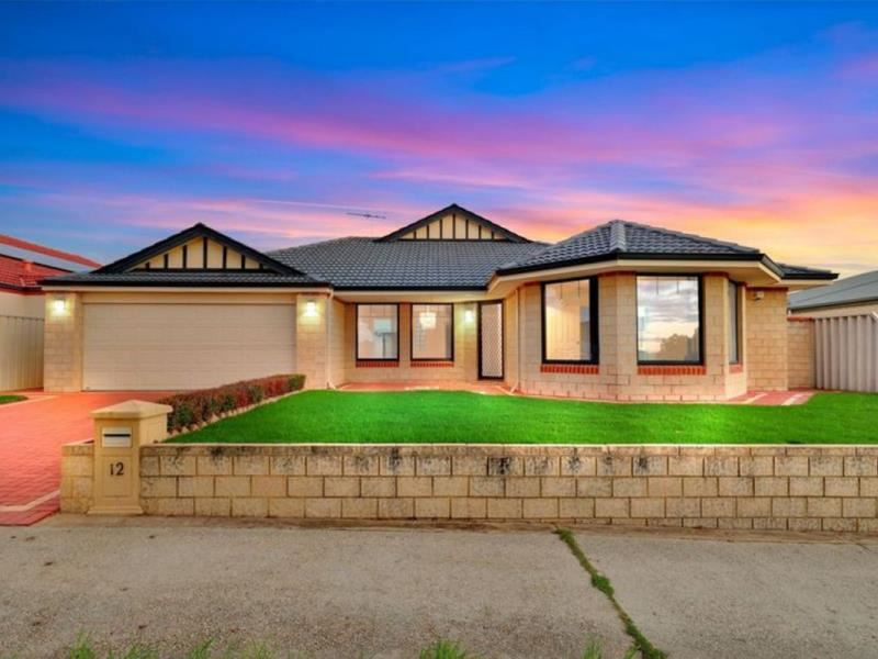 12 Baler Court, Hammond Park