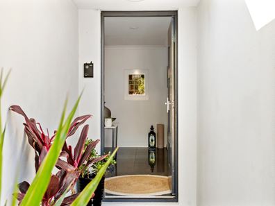 51 Leake Street, Bayswater WA 6053