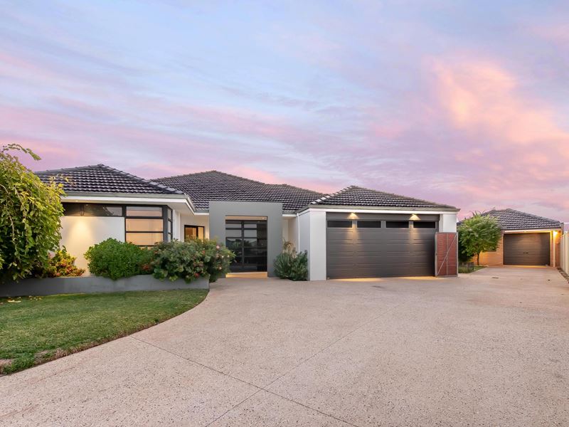 14 Graymont Close, Darch