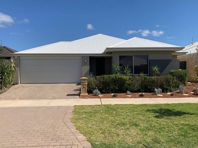 15 Arcane Avenue, Aveley WA 6069