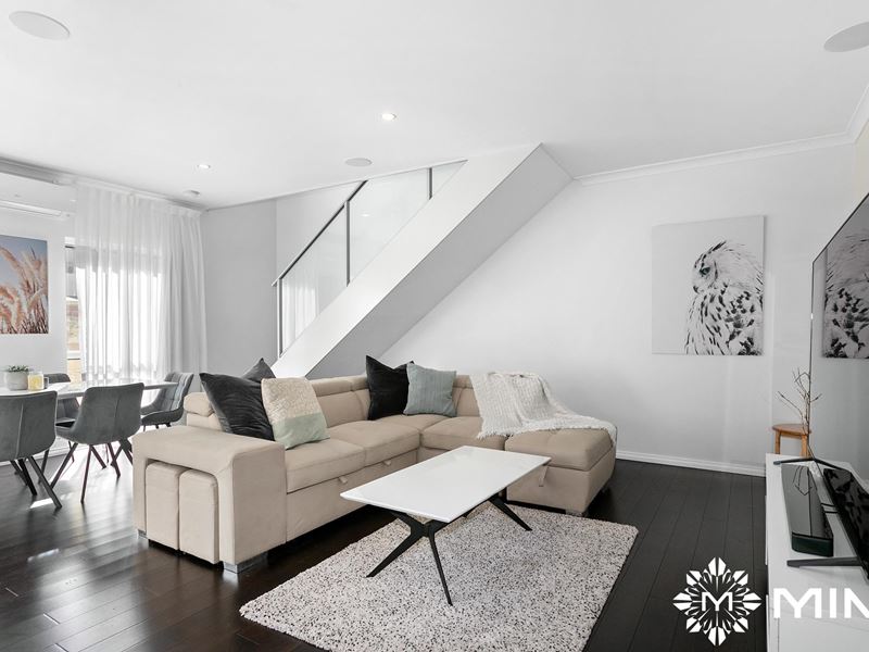 1/7 Marina Drive, Ascot