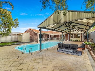 20 Windsor Place, Kallaroo WA 6025