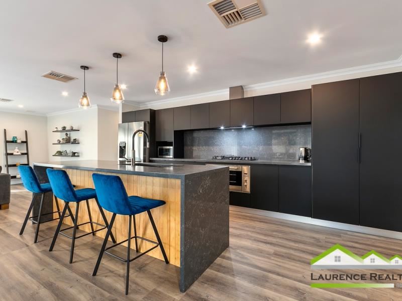 34 Seaspray Crescent, Jindalee