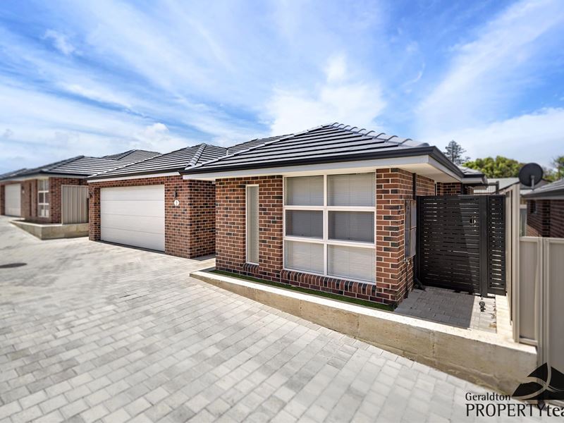 2/27 Stroud Street, Beachlands WA 6530