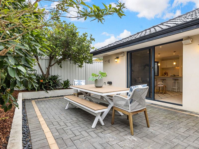 22B King George Street, Innaloo