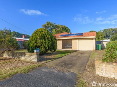 17 Heaton Way, Safety Bay WA 6169
