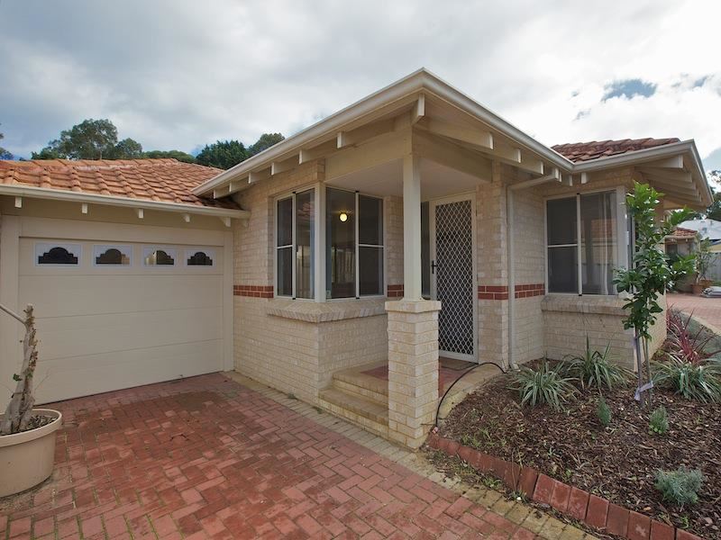 2/22 Dodds Street, Innaloo
