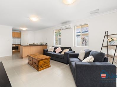 37/135 Challis Road, Seville Grove WA 6112