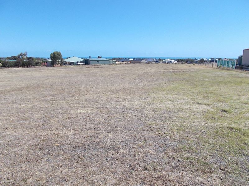 188 Wittenoom Circle, White Peak