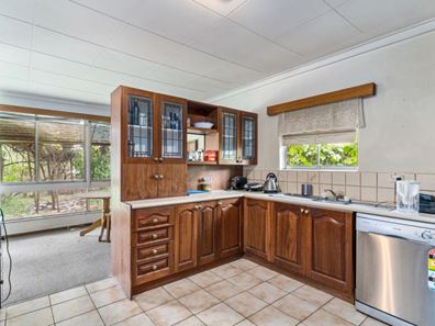 6 Meldon Way, Dianella WA 6059