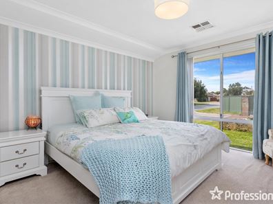 7 Leros Lane, Port Kennedy WA 6172