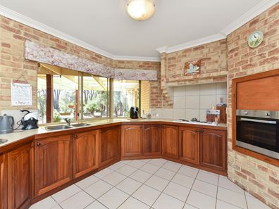 218 Wandoo Drive, Baldivis WA 6171