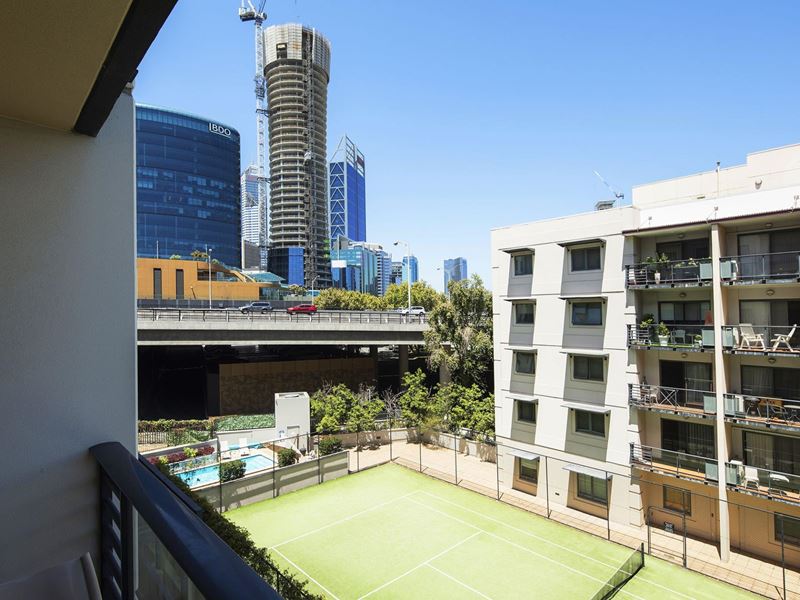 307/112 Mounts Bay Road, Perth