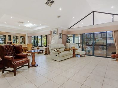 31 Durance Drive, Port Kennedy WA 6172