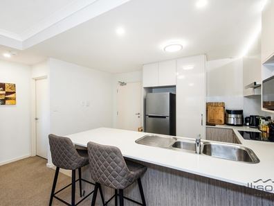 21/1 Kentucky Court, Cockburn Central WA 6164